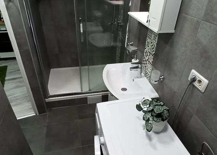 Comfortable Square *