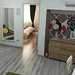 Comfortable Square Bükreş