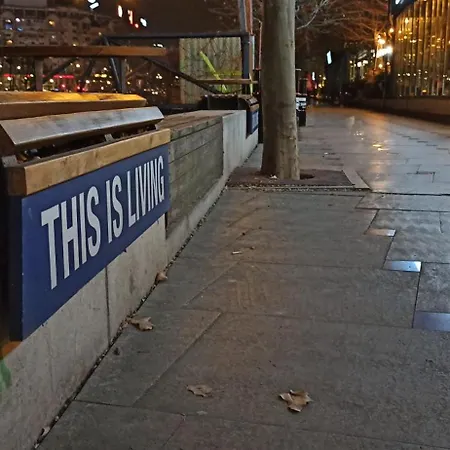 Comfortable Square *