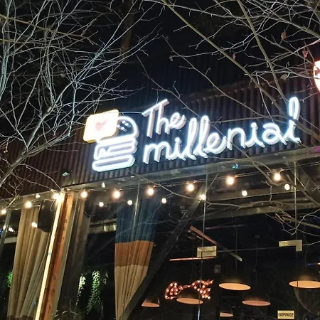 Comfortable Square * Bükreş