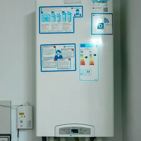 Comfortable Square Apartment Bukarest