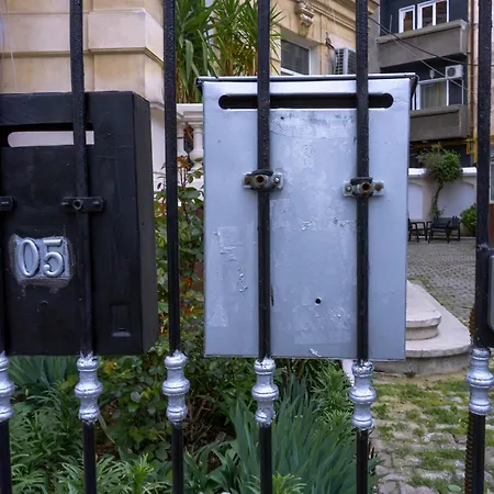 Comfortable Square 아파트