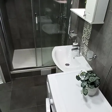 Comfortable Square *