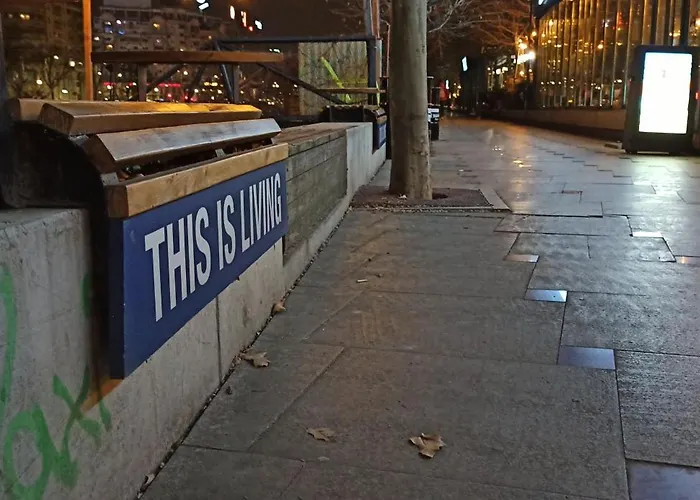 Comfortable Square *