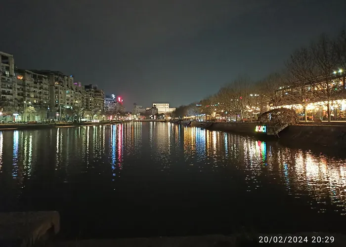 Comfortable Square Apartamento