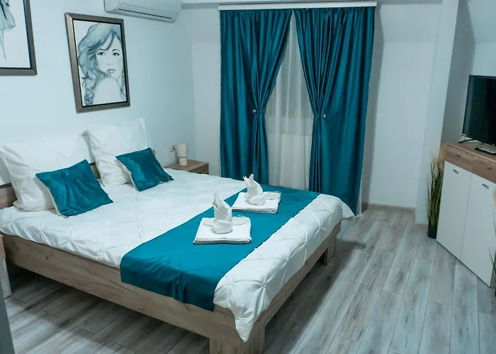 Comfortable Square Bucarest