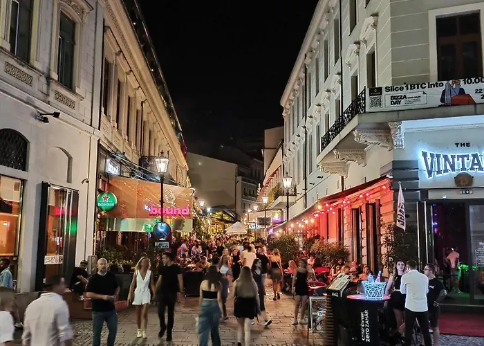 Comfortable Square * Bucarest