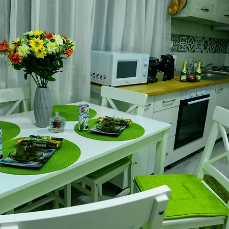 Comfortable Square בוקרשט