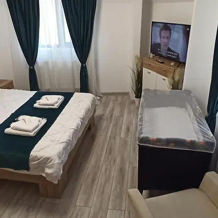 Comfortable Square בוקרשט